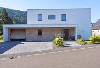 fluck_f201_exterior2.max-1600x1200.jpg