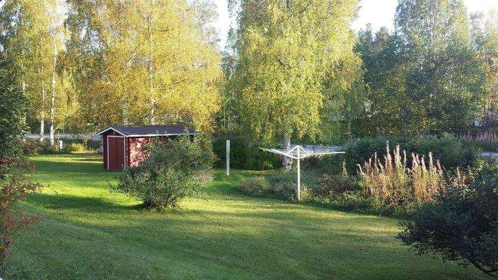 2.5 Villa Tall Garten2.jpg