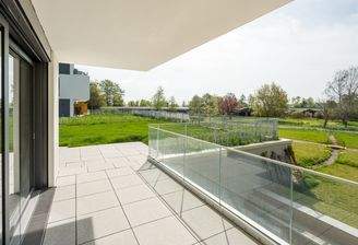 Blick von der Loggia in den eigenen Garten