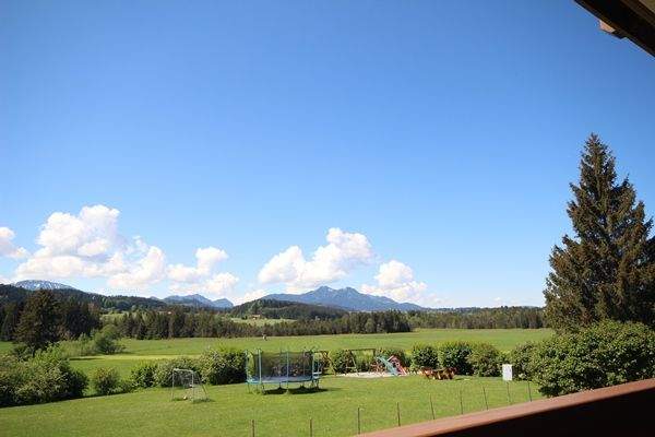 Wohnen am Ortsrand – Natur pur mit Ausblick