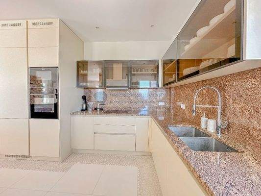 1184be785f3c4531b23734185a93ed20-original