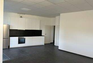 EBK mit Waschmaschine