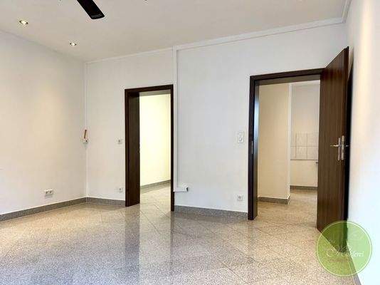 ... angrenzendem ...