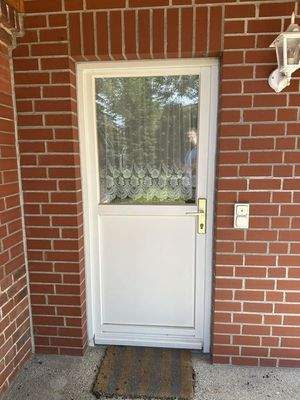 zweiter, überdachter Zugang zur Diele