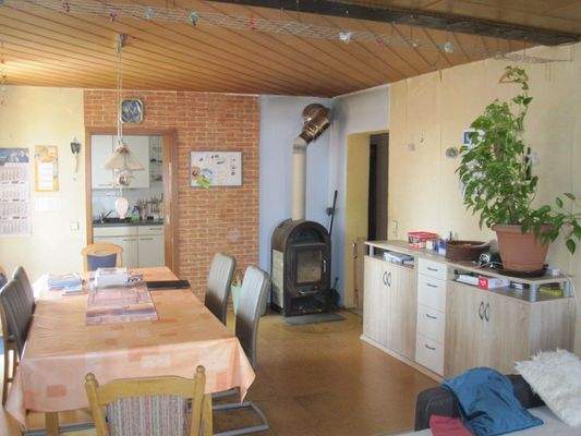 Esszimmer mit Kamin im EG