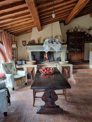 PHOTO-2024-03-26-18-30-35 3.jpg