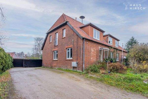 Blick in die Einfahrt