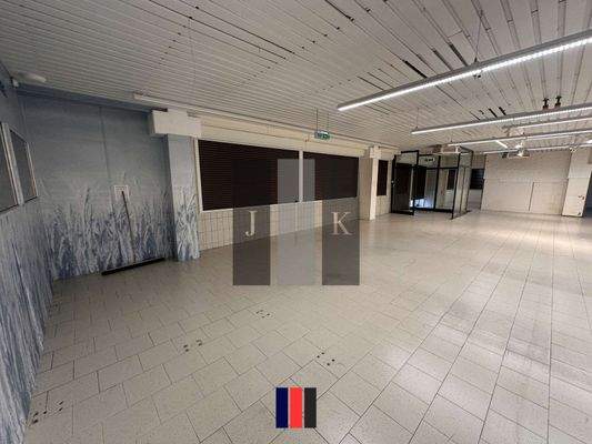 Halle Innenansicht 3