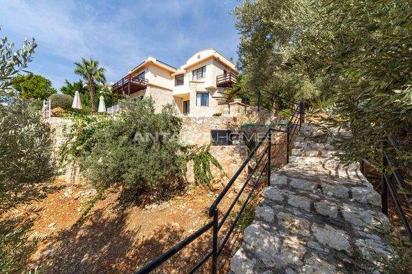 Sea View 5-Bedroom Villa with Private Pool in Kas Kalkan