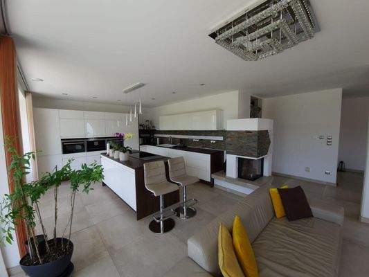 WhatsApp Image 2024-02-01 at 12.03.47 (6).jpeg