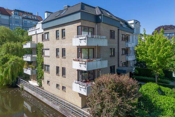 Wohnung mit eigenem Alsterzugang 