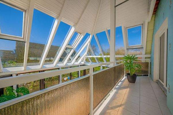 200-8560_Galerie-3_gestaged