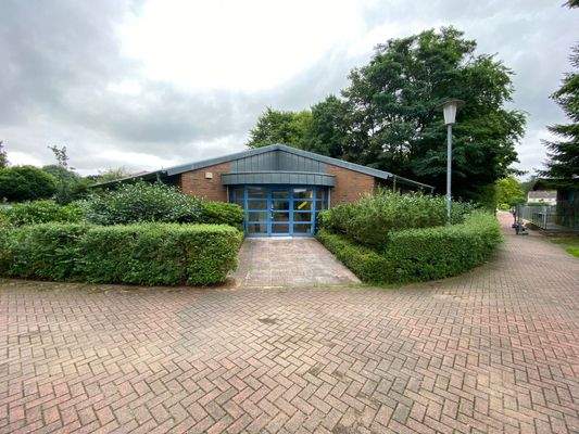 Außenansicht Eingang