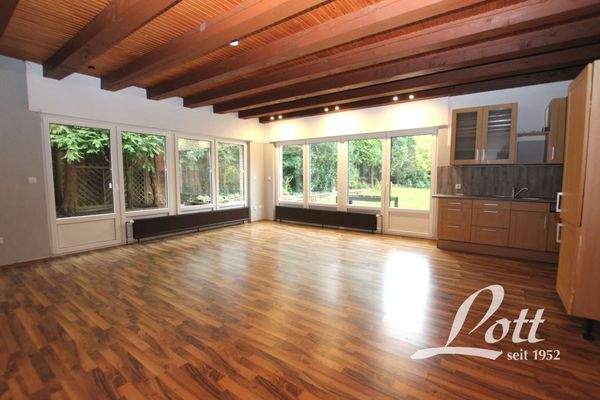 zweites Wohnzimmer (Atelier)