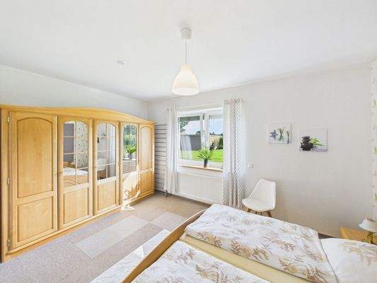 CAM03784G0-PR0076-STILL027