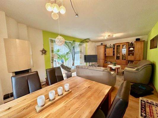 Essbereich im Wohnzimmer