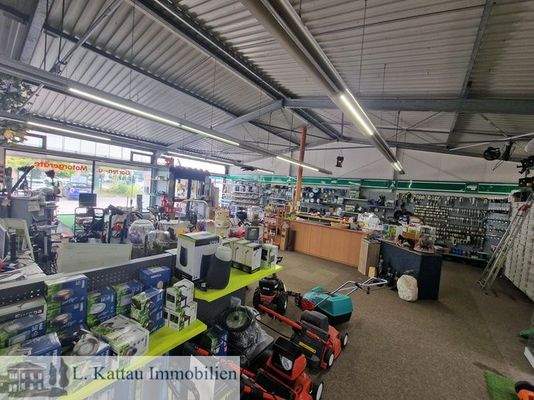 Verkaufsfläche mit Schaufenster