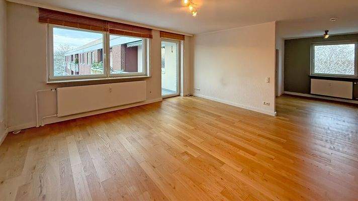 Wohnbereich mit Übergang zum Essbereich)