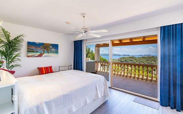 Hauptschlafzimmer F2