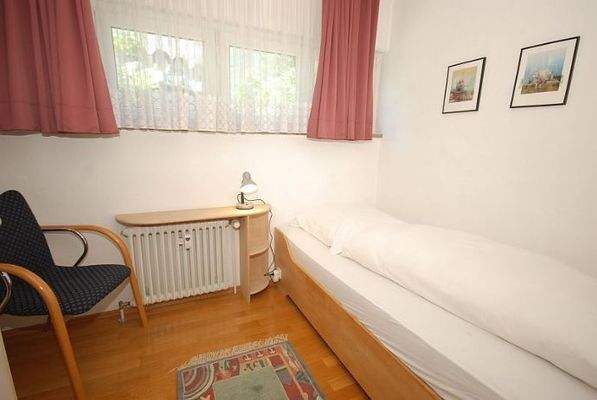 Separates kleines Schlafzimmer