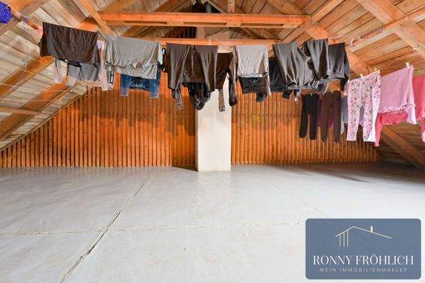 Dachboden, Wäscheboden