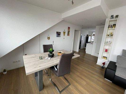 Essbereich DG, Blick Ri. Küche