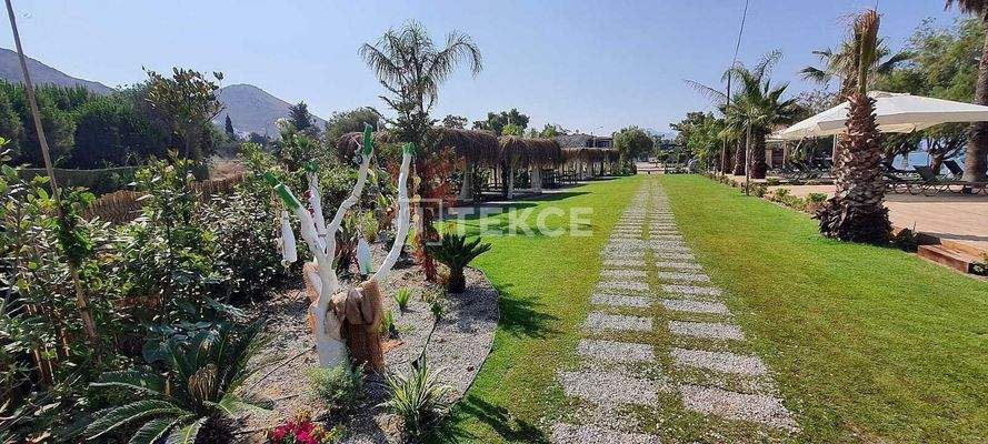 Flats for Sale in a Beachfront Complex in Bodrum Gümüşlük