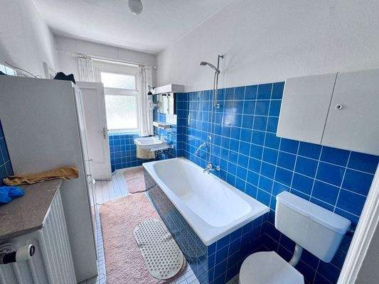 Wannenbad im Obergeschoss