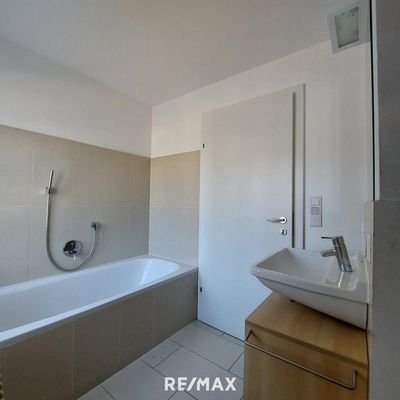 modernes Badezimmer