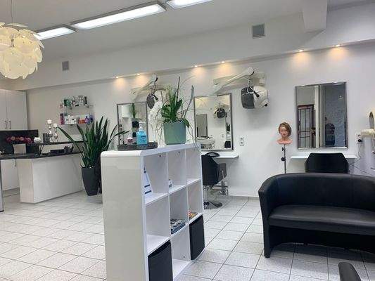 Ladenlokal - Friseursalon