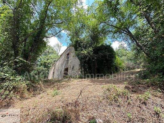 Grundstück mit Hausbau