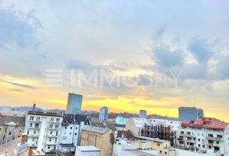 Panoramablick über Dächer von Linz