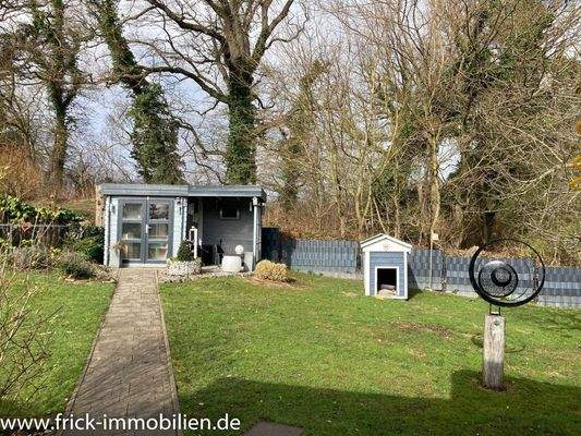 6-Gartenhaus + Leseplatz.JPG