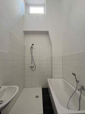 WhatsApp Image 2025-06-12 at 14.45.04 (32).jpeg