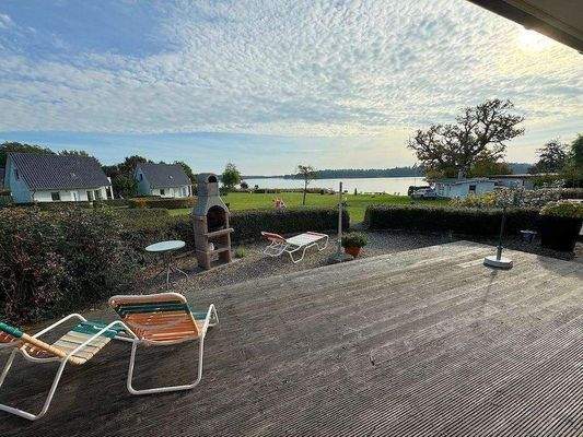 Blick von der Terrasse Bungalow 3 und 4