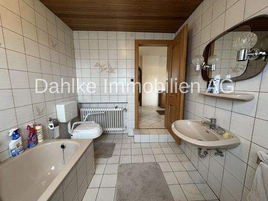 Badezimmer EG, Bild 2