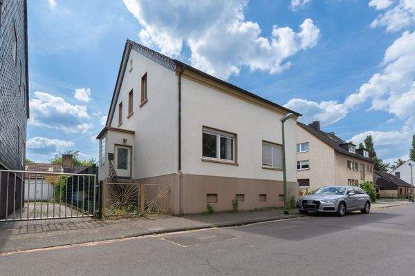 Aufstehende Substanz