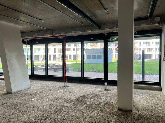 Geschäftsfläche Top 2