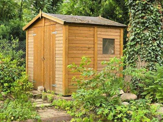 Praktisches Gartenhäuschen