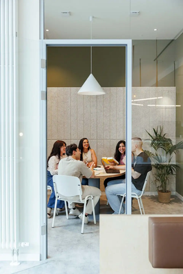 THE FIZZ Hannover Studyroom 1.jpg