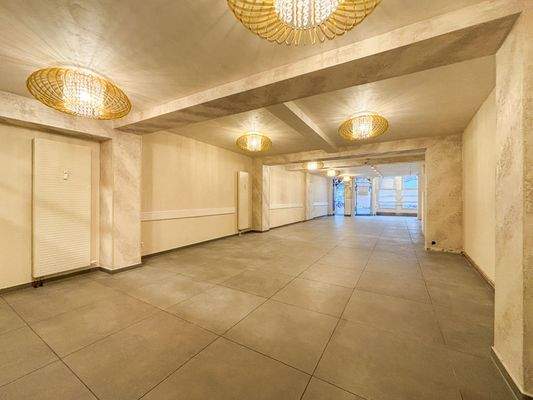 5 Ladenfläche "vorne"