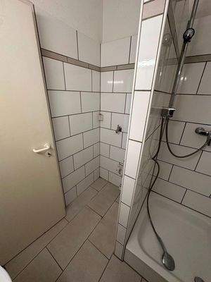 Bad (Dusche/Waschmaschine)