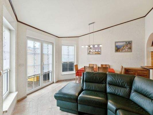 Wohn- und Esszimmer Ans. 2