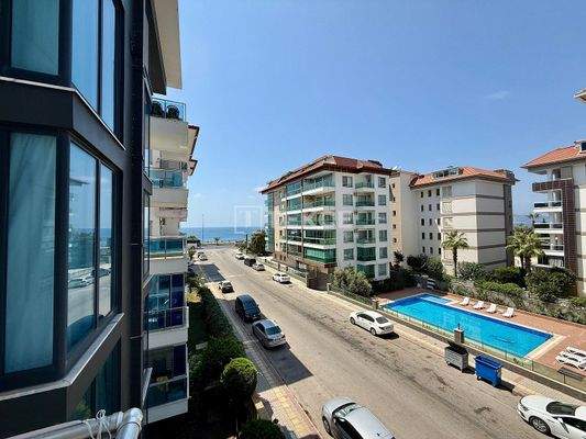 Sea-View Apartment 100 m from the Beach in Alanya Kestel