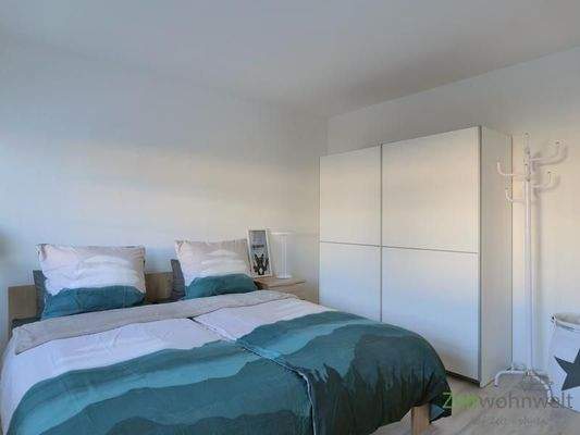 moderner Kleiderschrank