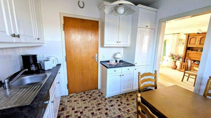 Küche Blick zum Wohnzimmer