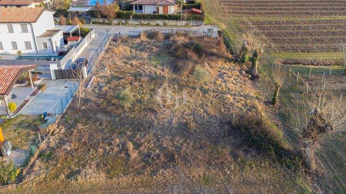 VEDUTA AEREA TERRENO