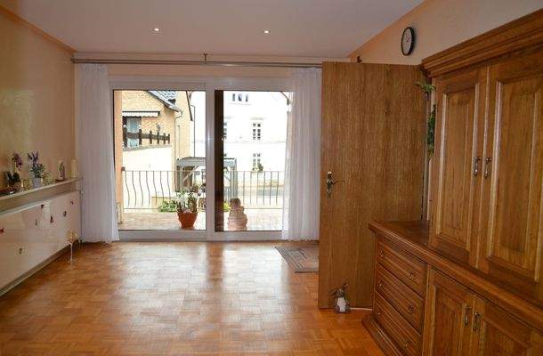 Esszimmer mit Balkon