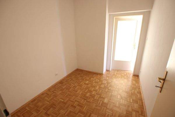 Schöne 2,5 Zi Wohung 64m² mit Loggia in der Singerberggasse - Klagenfurt