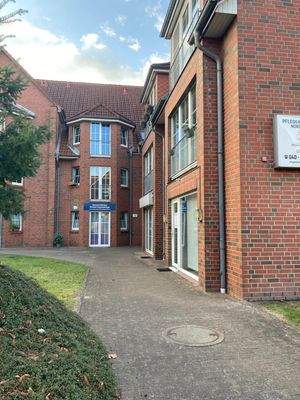 Außen_Blick auf Haus-Nr. 9.jpg